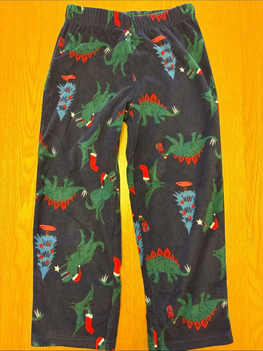 Carter's Gray and Navy Dino Santa Pajama Set, size 6